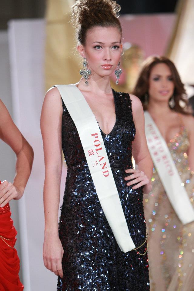 Miss World 2011 Top Model 4.jpg