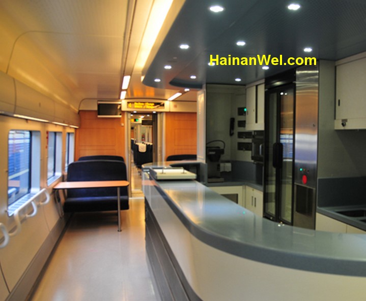 High-speed train Haikou-Sanya 5.jpg