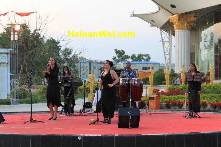 Cuban band Noche Son in the Sanya, Hainan - Кубинская группа Noche Son в г.Санья,Хайнань 14.JPG