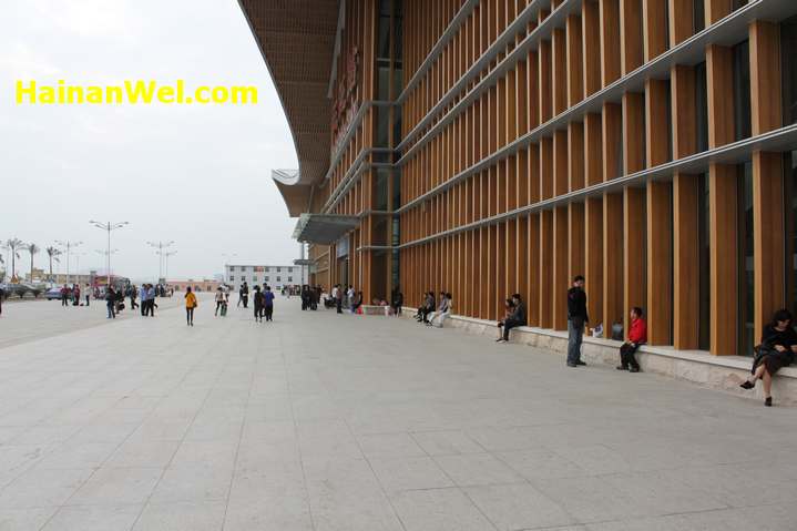 Sanya Railway Station-Железнодорожный вокзал г.Санья 7.JPG